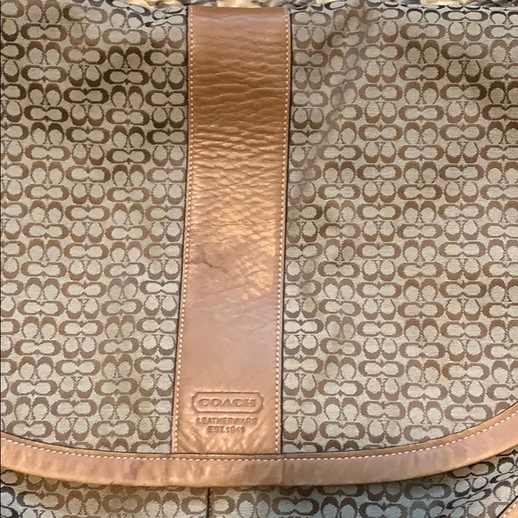 Coach crossbody/laptop bag - Picture 2 of 2